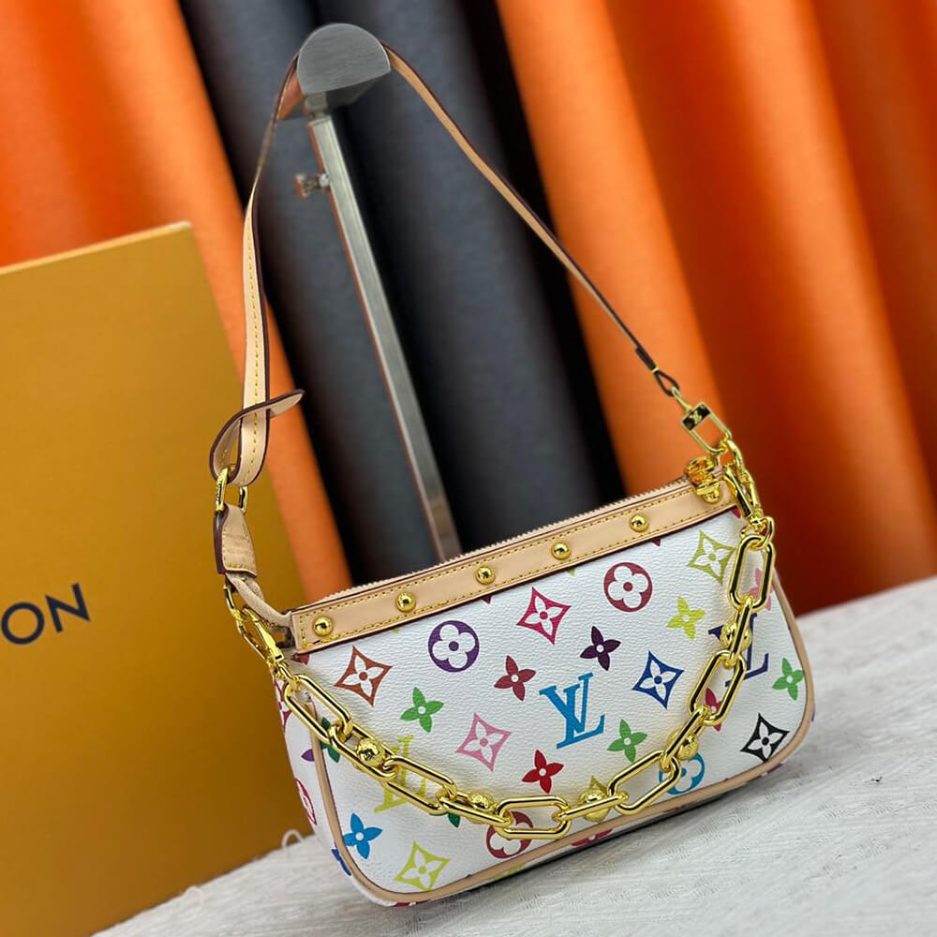 LV x TM Pochette Accessoires - Image 3