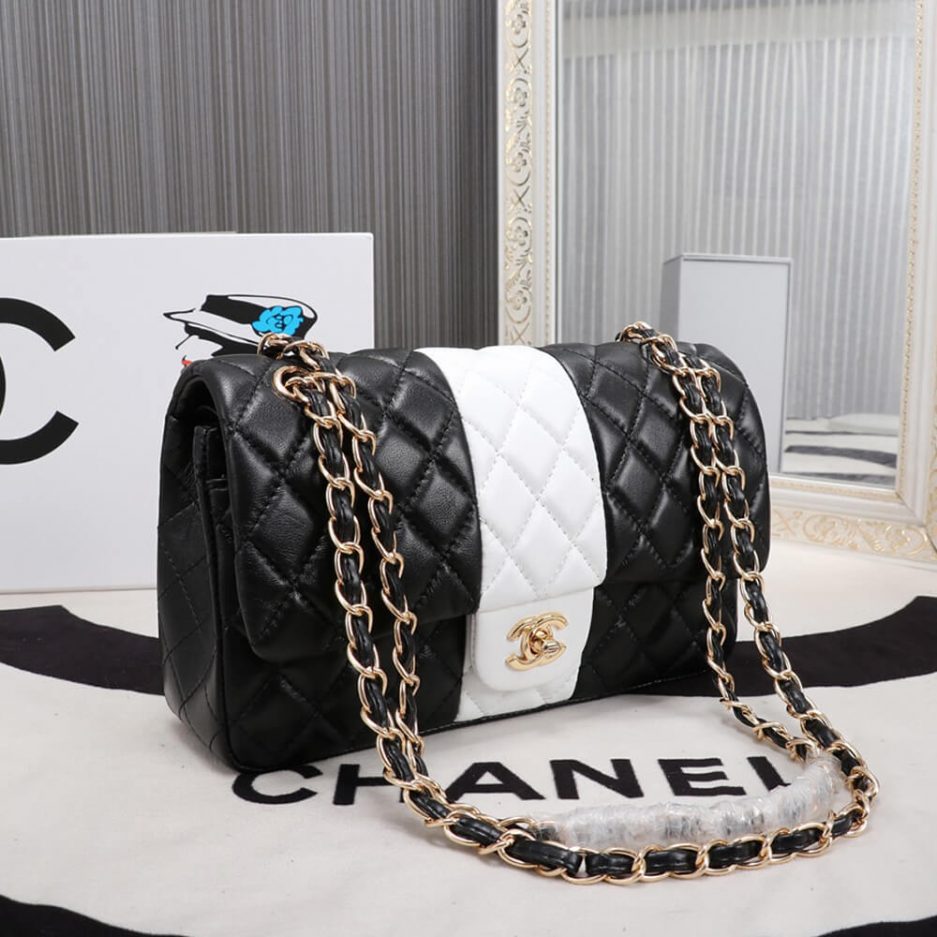 CHANEL CLASSIC HANDBAG - Image 3