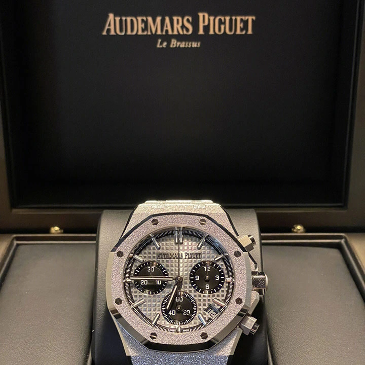 ROYAL OAK SELFWINDING CHRONOGRAPH 26240BC.GG.1324BC.01 - Image 3