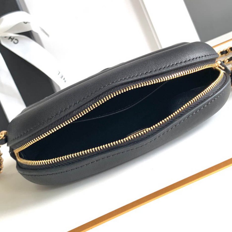 CHANEL Mini Camera Case(high-end grade) - Image 8