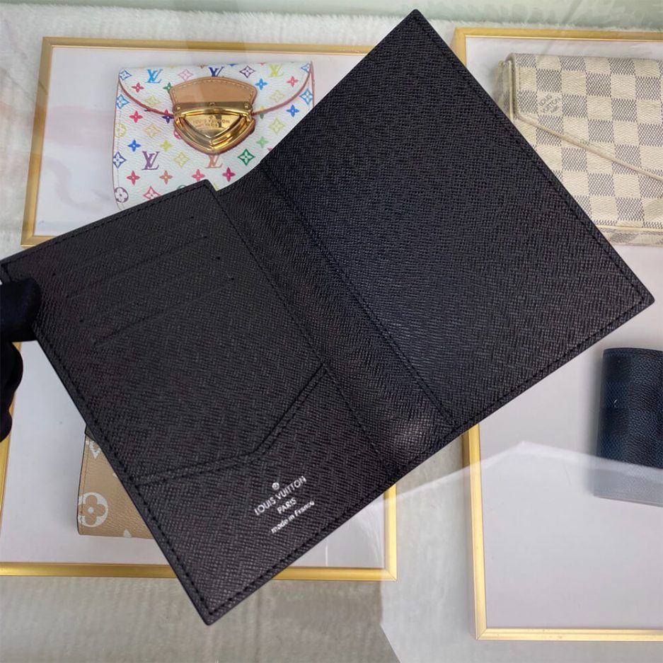 LV PASSPORT COVER - Image 8