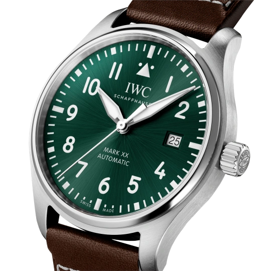 IWC pilot series IW328205 watch - Image 2