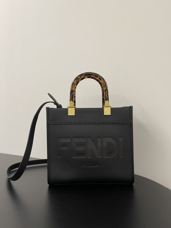 173169-Fendi Bag - Image 5