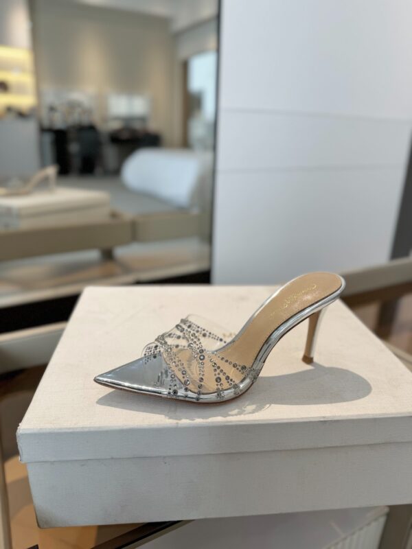 173711-Gianvito rossi women shoes - Image 2