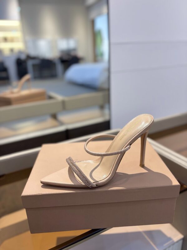 173719-Gianvito rossi women shoes - Image 2